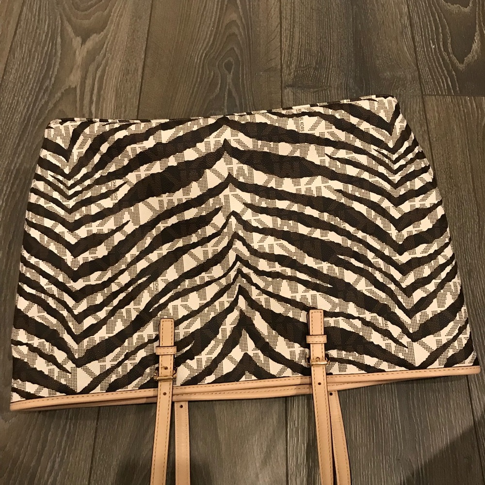 MK laptop tote - Picture 3 of 4